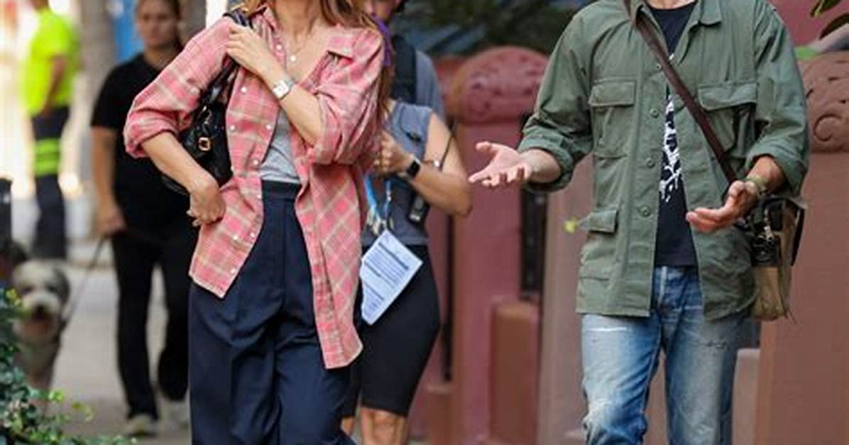 Did Joshua Jackson Date Katie Holmes? a Deep Dive into Their Relationship