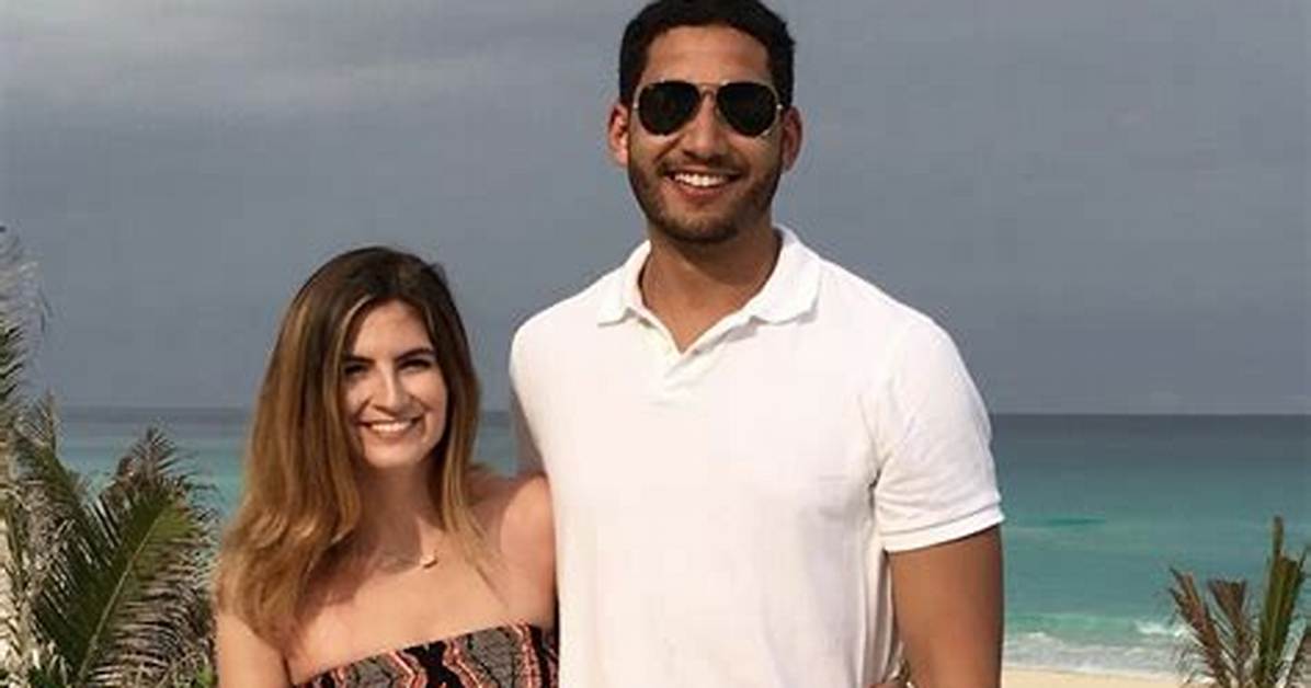 Is Kaitlyn Collins Married? a Deep Dive into Her Relationship Status